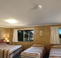 Tweed Harbour Motor Inn - Holiday Byron Bay