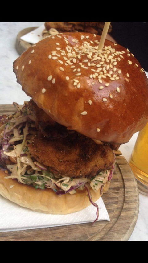 Aviary Hotel - Holiday Byron Bay 0