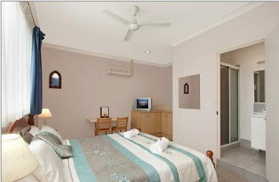 Pacific Palms Motel - Holiday Byron Bay 2