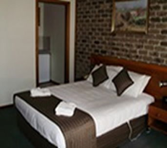 Hahndorf Inn - Holiday Byron Bay 1