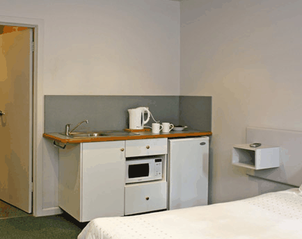 Leisure Inns Waterfront Lodge - Holiday Byron Bay 3