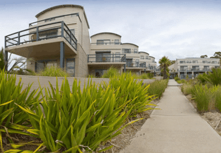 Corrigans Cove Apartments - Holiday Byron Bay