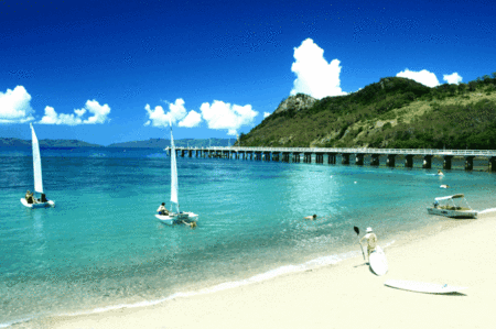 Adventure Island Whitsundays south Molle Island - Holiday Byron Bay