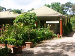 Treetops Bed And Breakfast - Holiday Byron Bay 0
