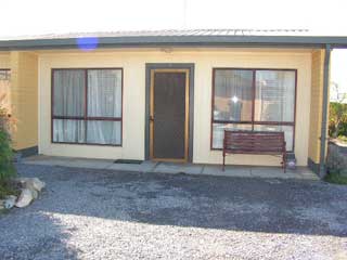 Wool Bay Holiday Units - Holiday Byron Bay 1
