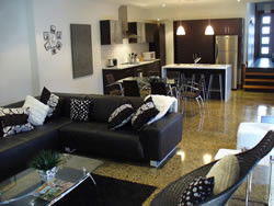 Abode Apartments Bendigo - Holiday Byron Bay 4