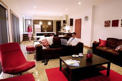 Abode Apartments Bendigo - Holiday Byron Bay 6