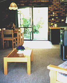 Falls Forest Retreat - Holiday Byron Bay 0