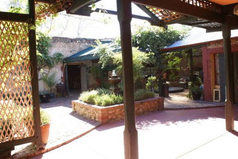 Eagle Foundry B & B - Holiday Byron Bay 5