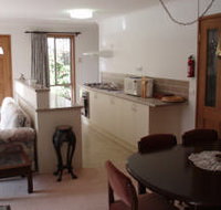 Adrienne's Place On Hill - Holiday Byron Bay