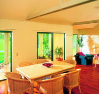 Laguna Whitsundays Resort - Holiday Byron Bay