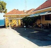 Bay View Holiday Flats - Holiday Byron Bay