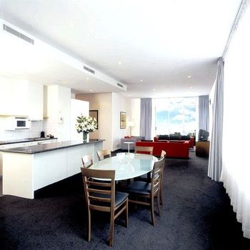 Adina Apartment Hotel Melbourne, Flinders Street - Holiday Byron Bay 4