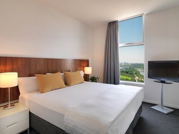 Adina Apartment Hotel Melbourne, Flinders Street - Holiday Byron Bay 21