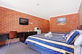 Lake Macquarie Motor Inn - Holiday Byron Bay 7