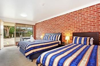 Lake Macquarie Motor Inn - Holiday Byron Bay 9