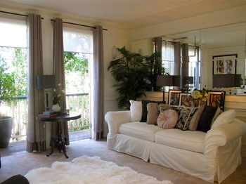 Andre's Mews Luxury Serviced Apartments - Holiday Byron Bay 5
