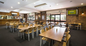 Archer Hotel Nowra - Holiday Byron Bay 5