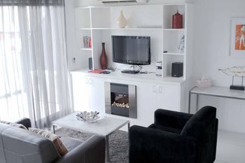 Hiigh Apartments - Holiday Byron Bay 38