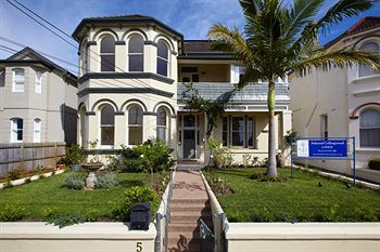 Admiral Collingwood Lodge - Holiday Byron Bay 3