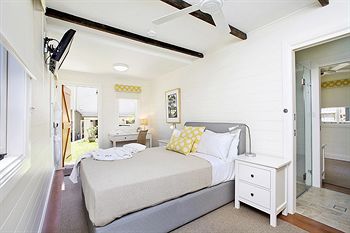 Admiral Collingwood Lodge - Holiday Byron Bay 15