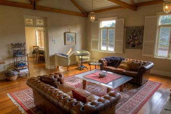 Tizzana Winery Bed & Breakfast - Holiday Byron Bay 1