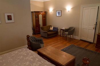 Tizzana Winery Bed & Breakfast - Holiday Byron Bay 10