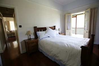 Singletons Retreat - Holiday Byron Bay 0