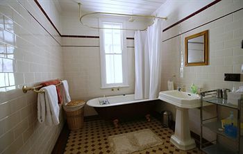 Singletons Retreat - Holiday Byron Bay 3