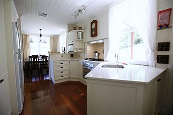 Singletons Retreat - Holiday Byron Bay 11