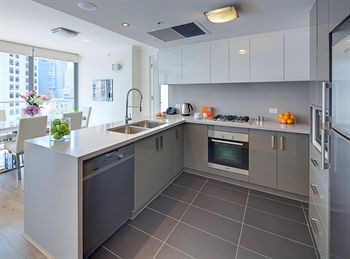 Zara Tower - Luxury Suites And Apartments - Holiday Byron Bay 0