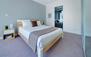 Zara Tower - Luxury Suites And Apartments - Holiday Byron Bay 1