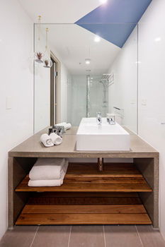 Zara Tower - Luxury Suites And Apartments - Holiday Byron Bay 50