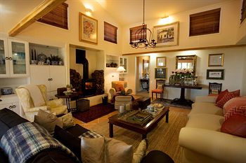 Arabella Guesthouse - Holiday Byron Bay 0