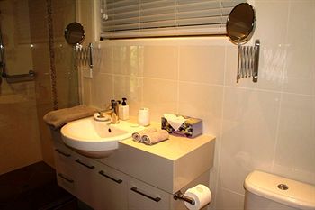 Arabella Guesthouse - Holiday Byron Bay 9