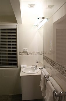 Arabella Guesthouse - Holiday Byron Bay 25