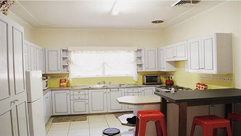 North Ryde Guest House - Holiday Byron Bay 0