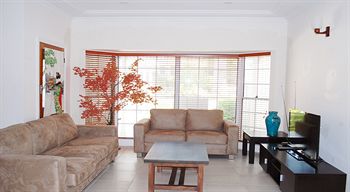 North Ryde Guest House - Holiday Byron Bay 1