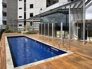 Accent Accommodation At Docklands Melbourne - Holiday Byron Bay 2