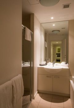 Accent Accommodation At Docklands Melbourne - Holiday Byron Bay 8