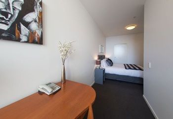 Accent Accommodation At Docklands Melbourne - Holiday Byron Bay 16