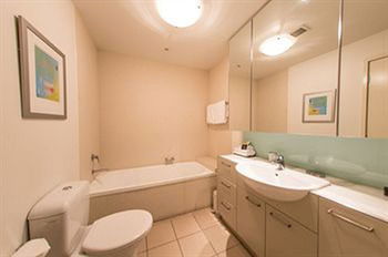 Accent Accommodation At Docklands Melbourne - Holiday Byron Bay 18