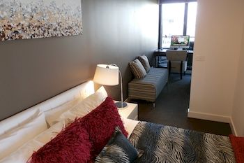 Aura On Flinders Serviced Apartments - Holiday Byron Bay 4