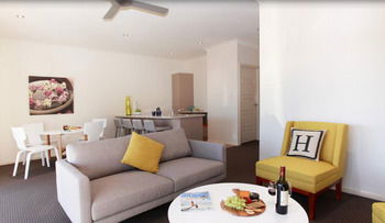 H Boutique Hotel - Holiday Byron Bay 26