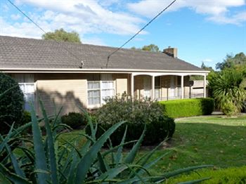 Australian Home Away @ Doncaster Grange Park - Holiday Byron Bay 8