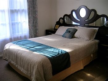 Australian Home Away @ Doncaster Grange Park - Holiday Byron Bay 21