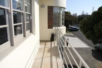 Albert Road Serviced Apartments - Holiday Byron Bay 2