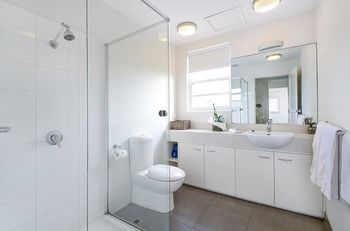 Albert Road Serviced Apartments - Holiday Byron Bay 7