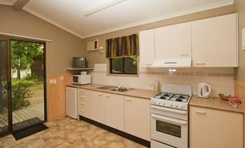 Riverwood Downs Mountain Valley Resort - Holiday Byron Bay 2