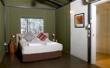 Zoofari Lodge, Taronga Western Plains Zoo - Holiday Byron Bay 3